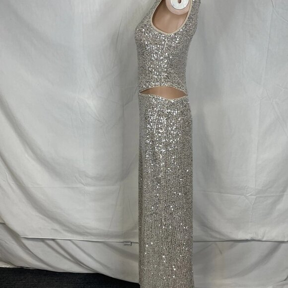 Saemdi Fitted Sequin Cut-Out Maxi Dress • Size S • Silver - Picture 6 of 13